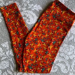 LuLaRoe Reddish Orange Blossom TC Leggings
